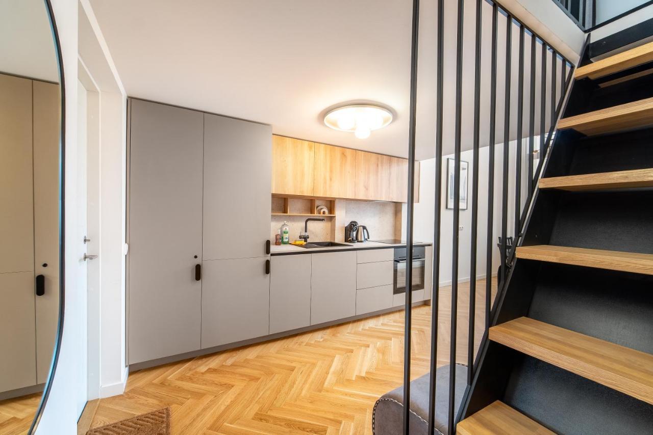 Owl Jazz Apartments - Luxury Apartments In The Heart Of The City カウナス エクステリア 写真