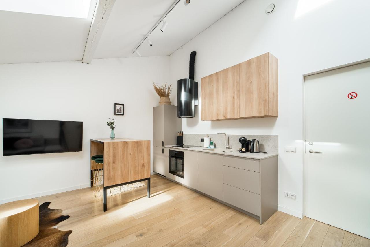 Owl Jazz Apartments - Luxury Apartments In The Heart Of The City カウナス エクステリア 写真
