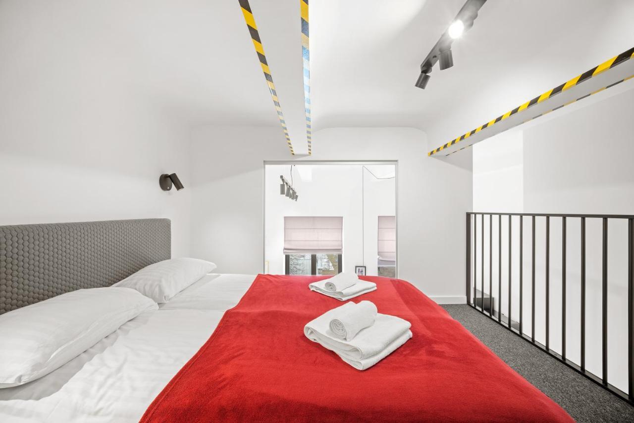 Owl Jazz Apartments - Luxury Apartments In The Heart Of The City カウナス エクステリア 写真